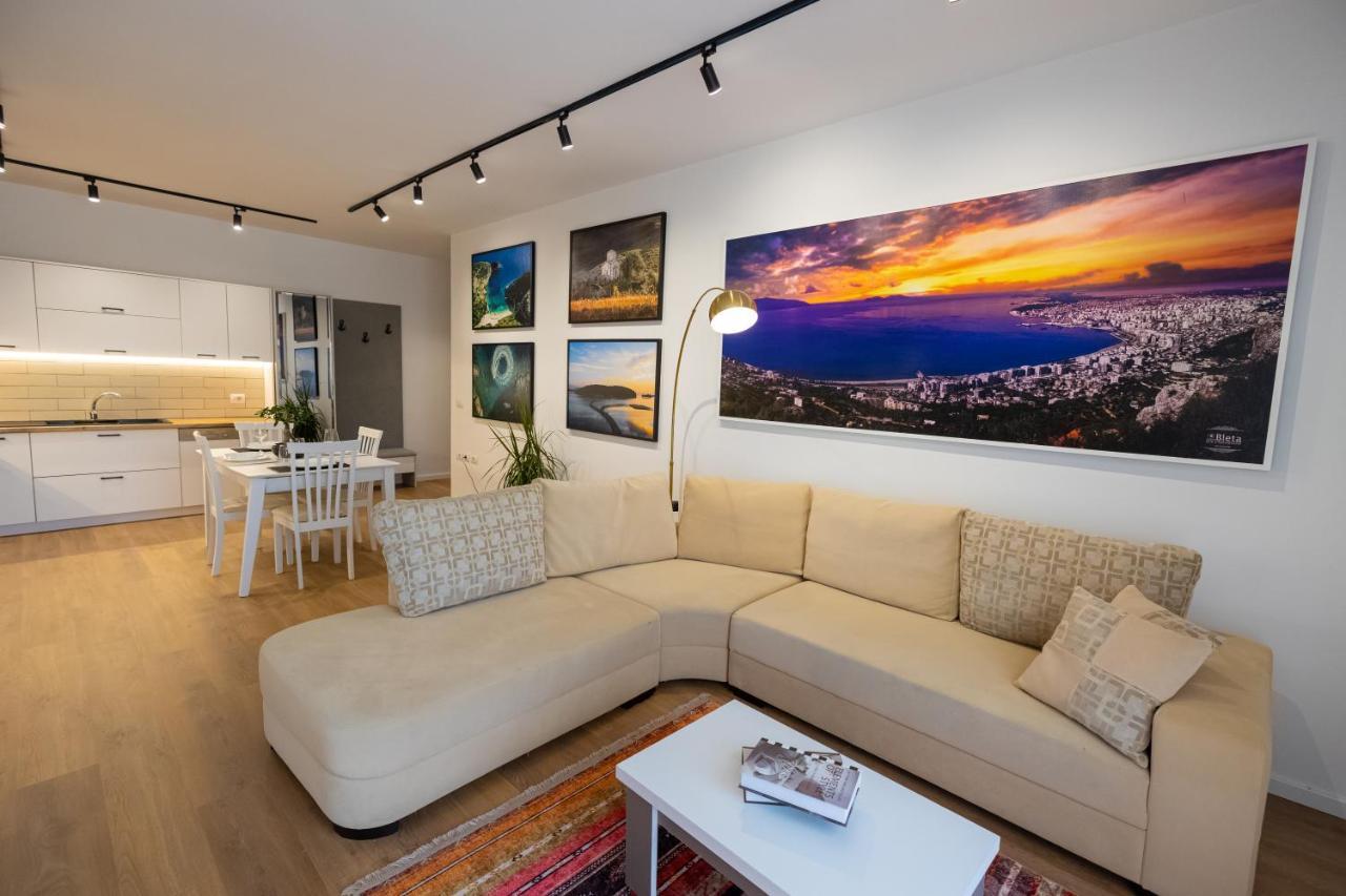Victoria Lungomare Apartment Вльора Екстер'єр фото