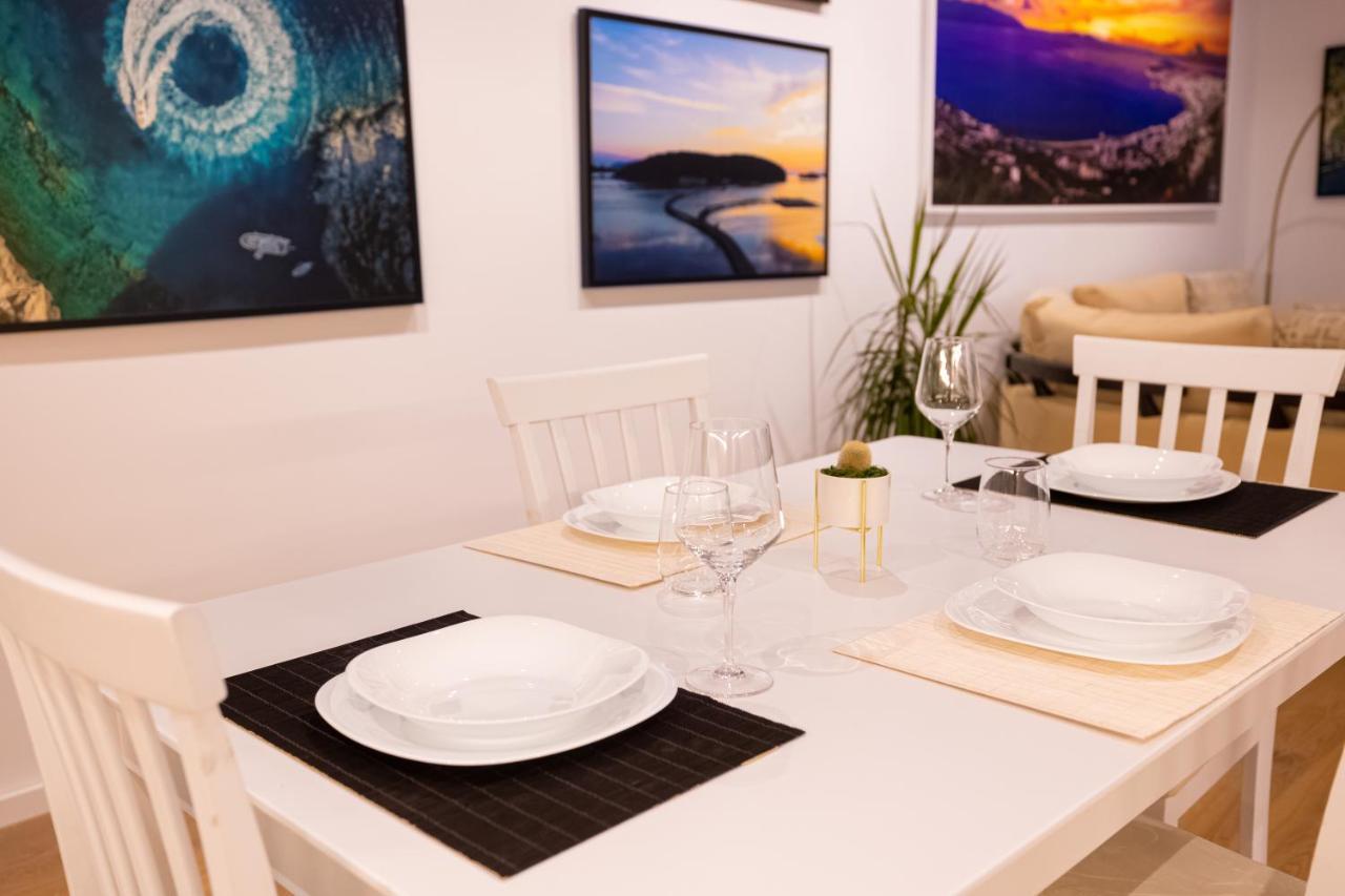 Victoria Lungomare Apartment Вльора Екстер'єр фото
