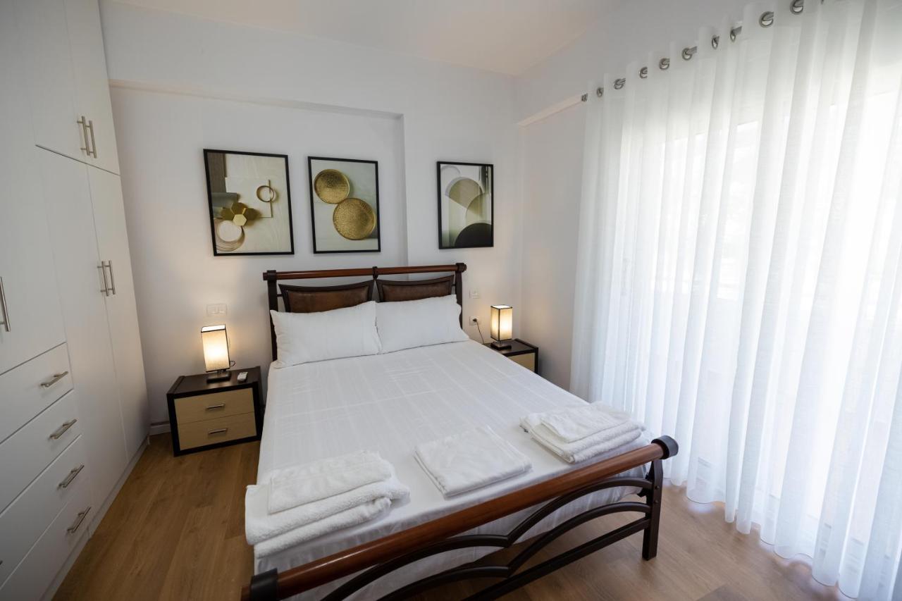 Victoria Lungomare Apartment Вльора Екстер'єр фото