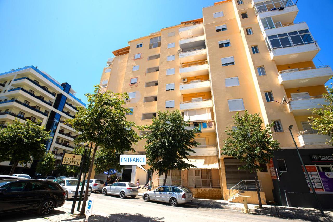 Victoria Lungomare Apartment Вльора Екстер'єр фото